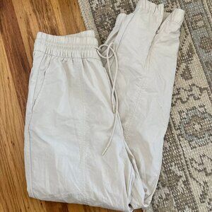 Gap Fit Ivory Jogger